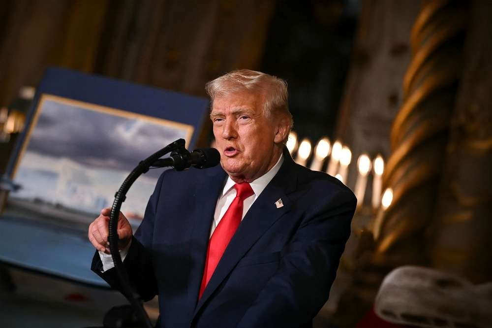 Trump, Hürmüz'ü açmayı hedefleyen Özgürlük Projesi'ni kısa süreliğine askıya aldı