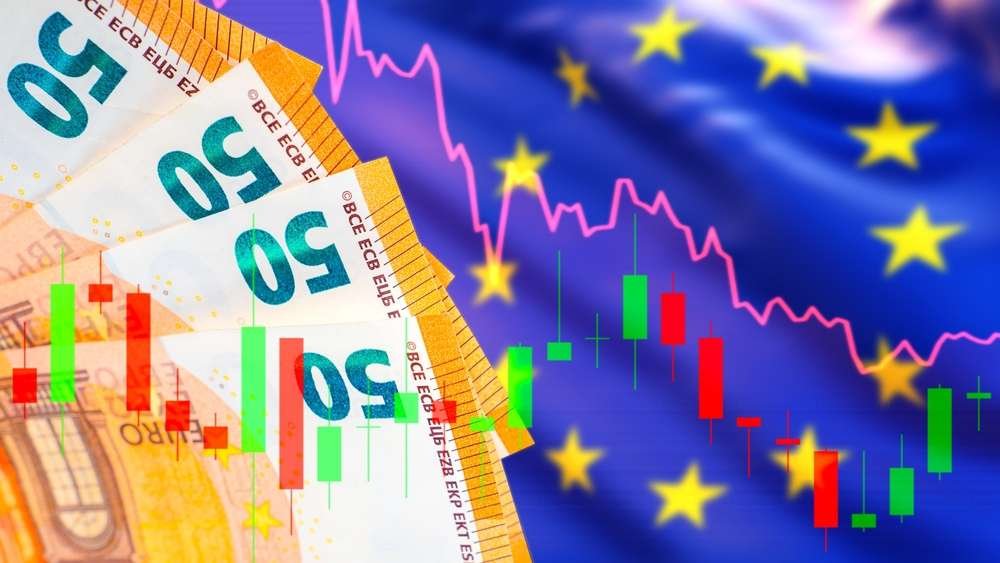 Euro Bölgesi ekonomisi, bir buçuk yıl sonra ilk kez daralma bölgesine geçti