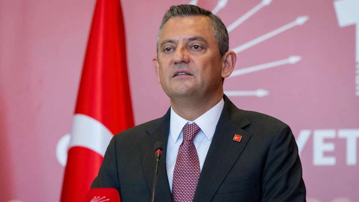 Özgür Özel hakkındaki dosyalar yetkisizlik kararıyla Ankara'ya gönderildi