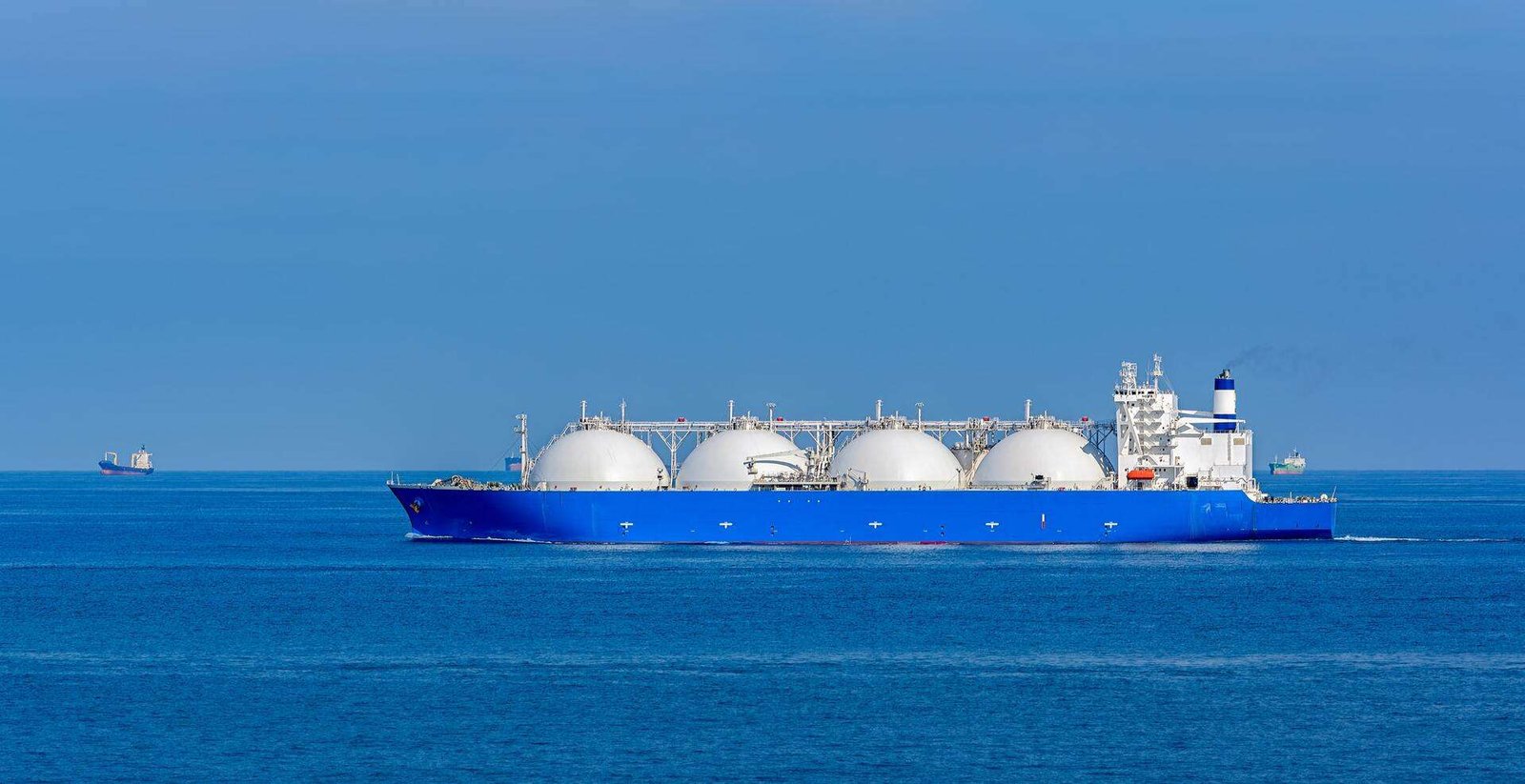 ABD-İran anlaşması sonrası ilk büyük enerji gemisi Hürmüz Boğazı'ndan geçti