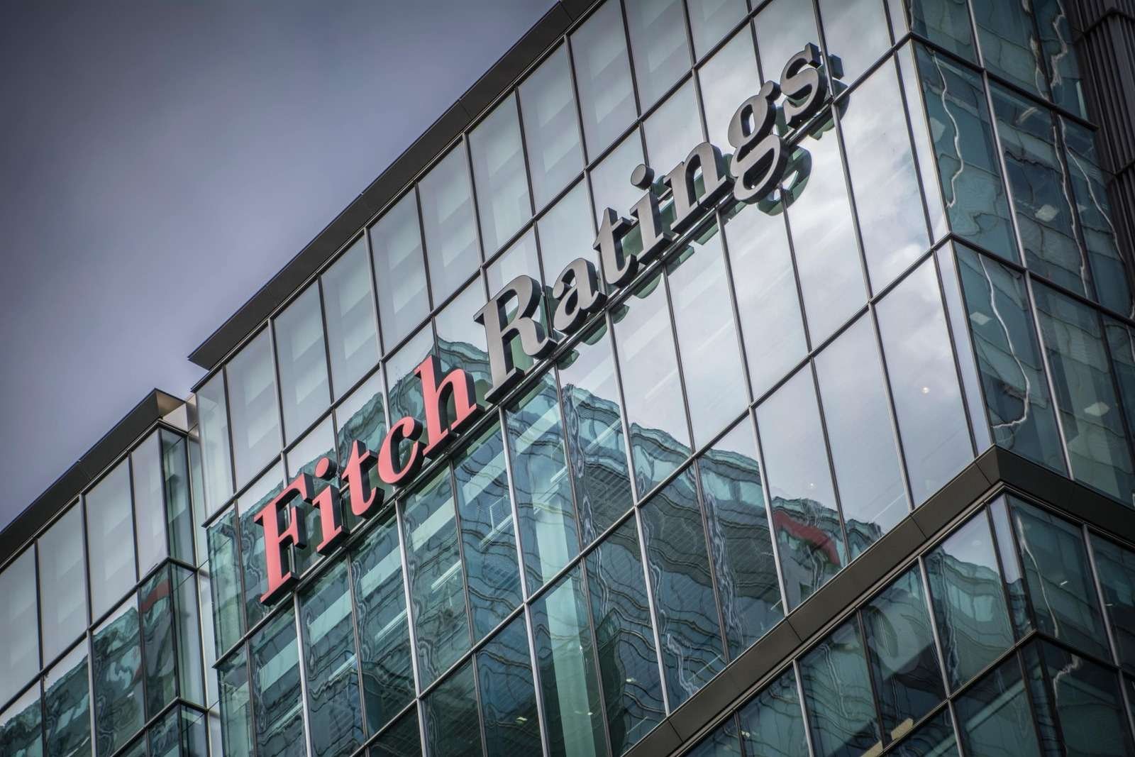 Fitch: İstihdam verileri Fed üzerindeki baskıyı azaltıyor