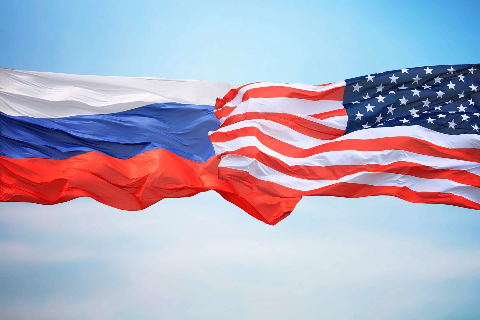 Lavrov ile Rubio, Manila'da 35 dakika süren görüşme yaptı