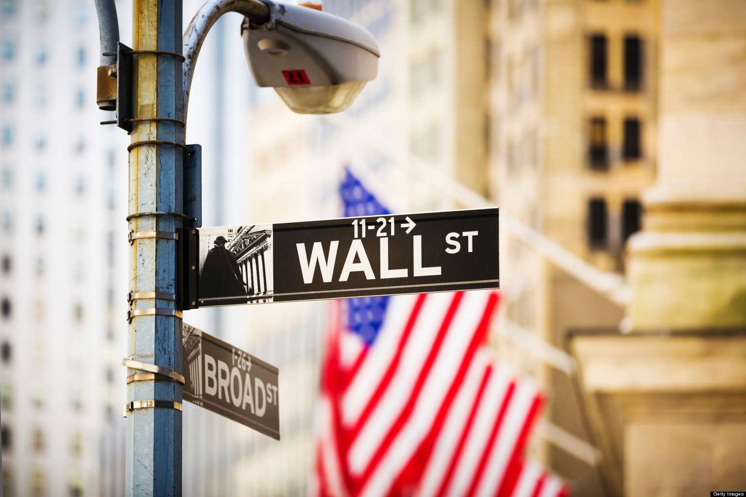 Wall Street karışık kapandı, çip hisselerinde sert satış yaşandı