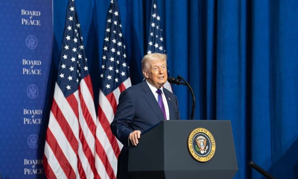 Trump: İran nükleer silaha sahip olmamayı kabul etti