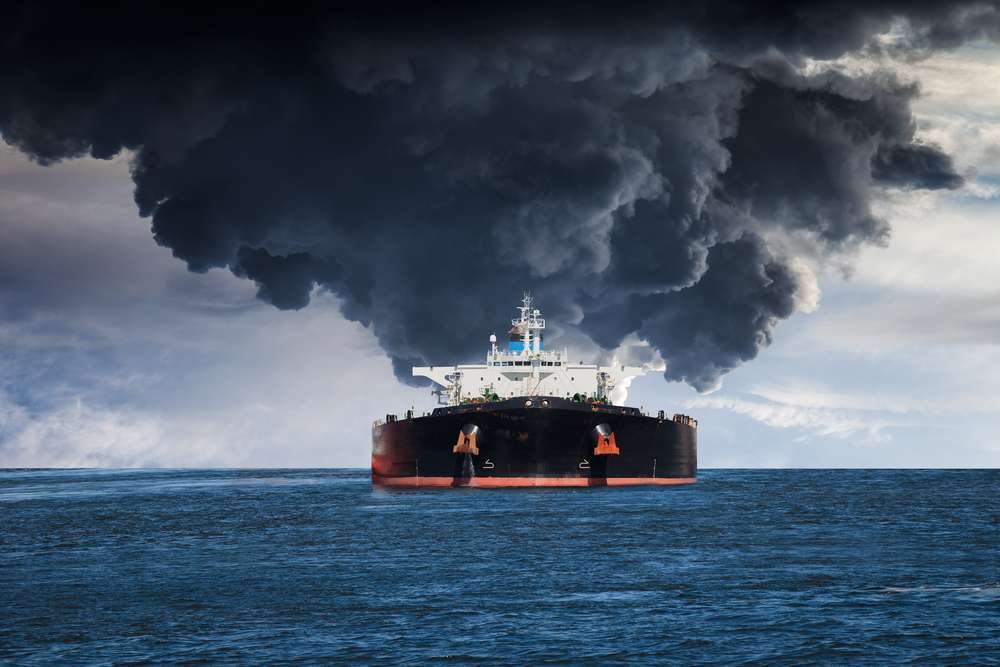 İran: Hürmüz Boğazı'nda üç tanker vurularak durduruldu