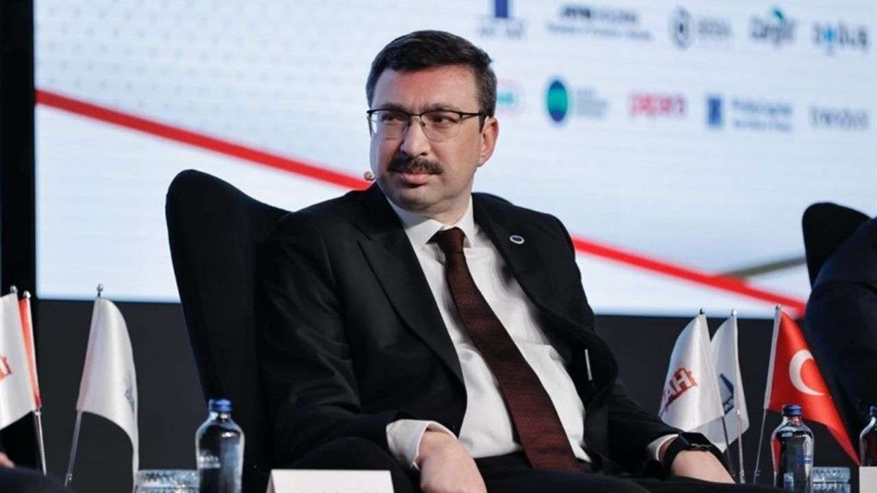 Fon soruşturmasında ifade veren Kamu Gözetim Kurulu Başkanı Gönül görevden alındı