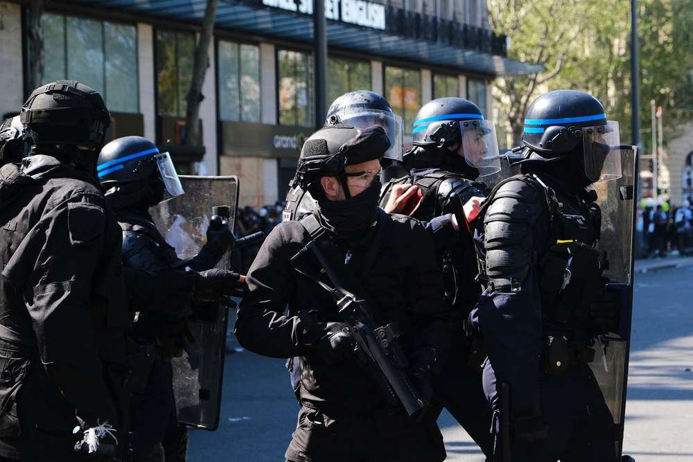 Fransa'da protestolar sürüyor: 410 binden fazla kişi sokağa çıktı, yaklaşık bin gözaltı